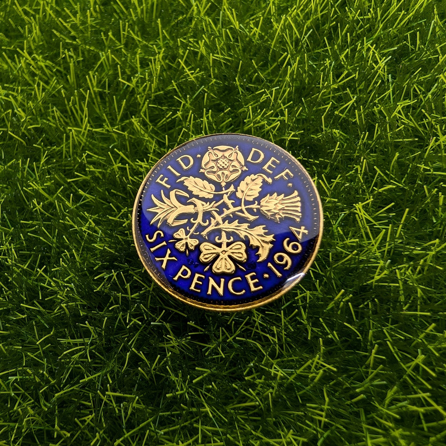 Sixpence (1953-1967) - Enamelled Coin Golf Ball Marker